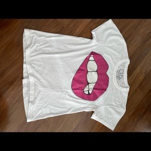 Chaser t shirt with sparkle lips
